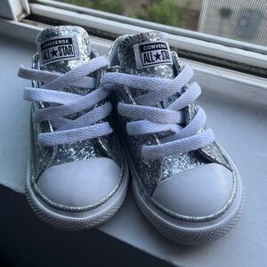 Toddler Converse, size 6